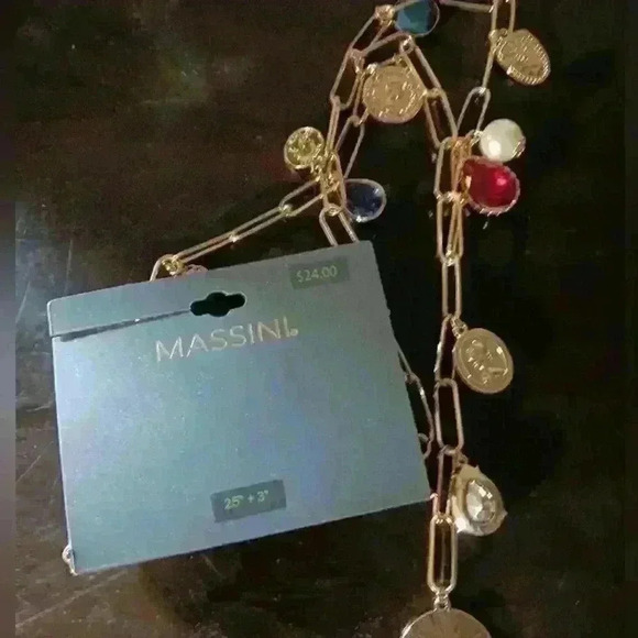 Gold chain coin charm necklace - Picture 2 of 4